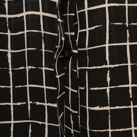 Elle Small Blouse Black and white squares NWT - Picture 2 of 6